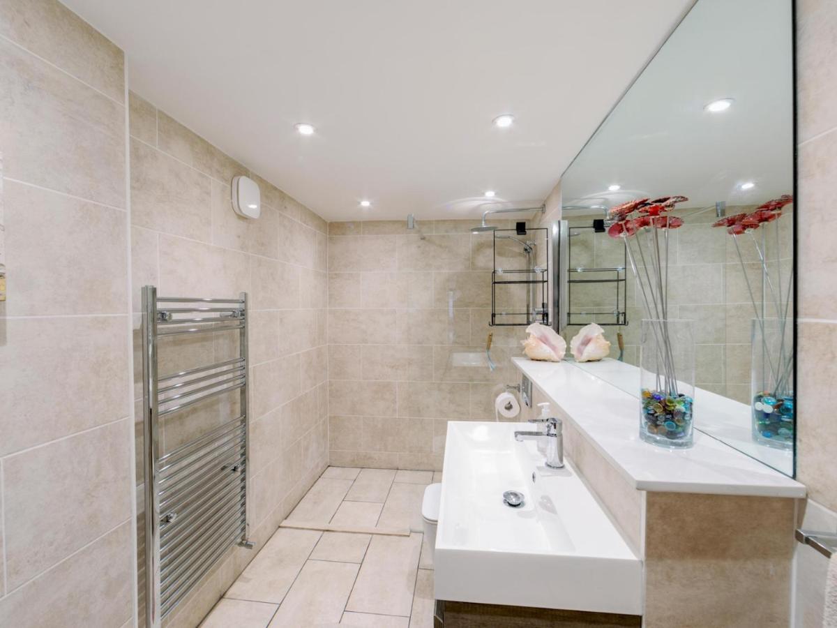 Apartmán Pass The Keys Recently Renovated 1Br Flat With Private Garden In South Londýn Exteriér fotografie