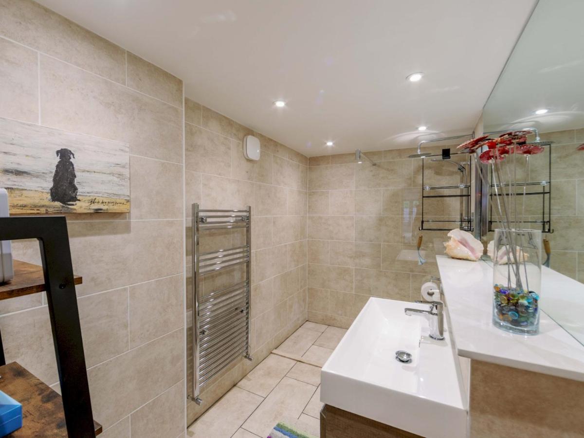 Apartmán Pass The Keys Recently Renovated 1Br Flat With Private Garden In South Londýn Exteriér fotografie